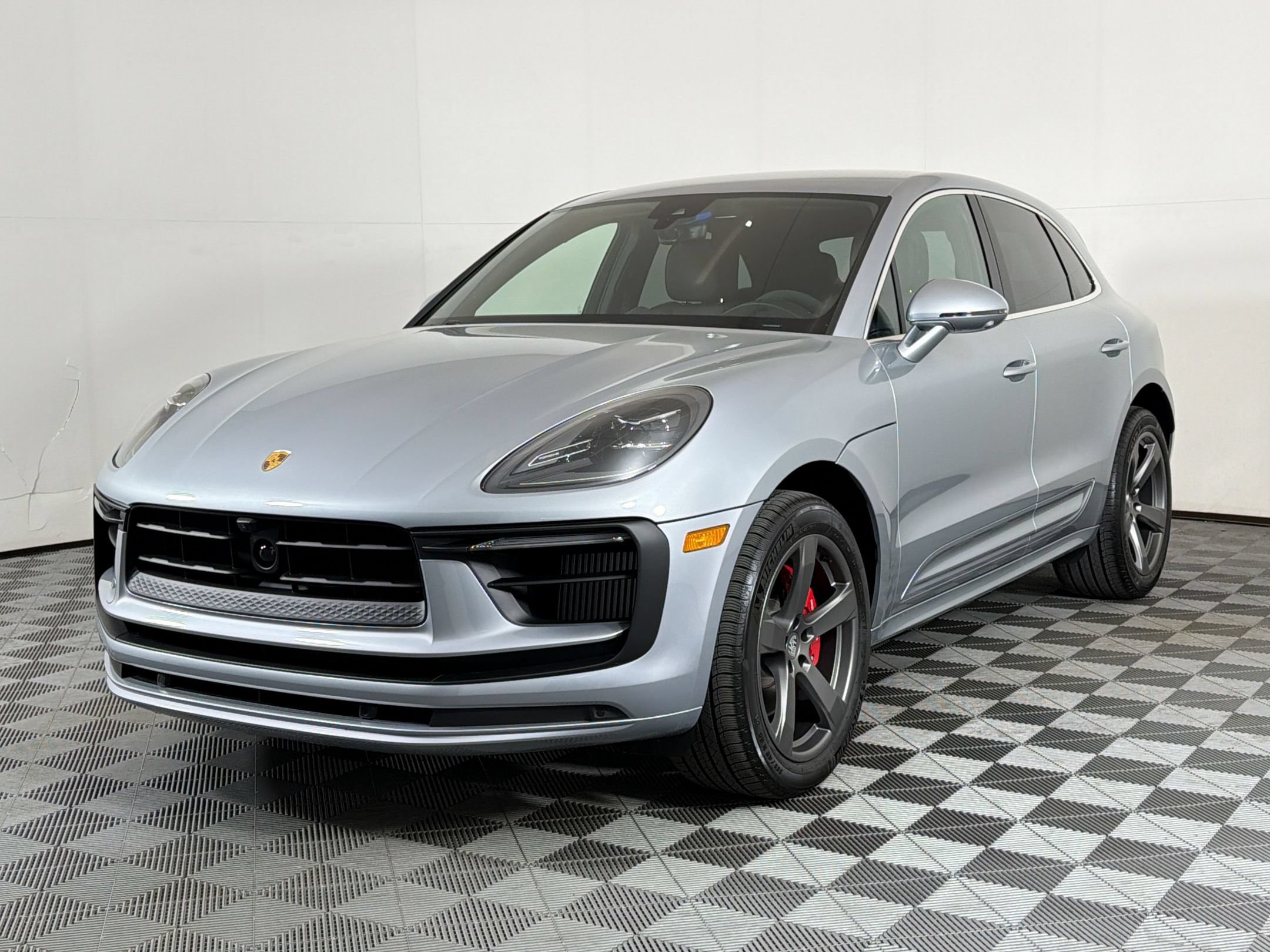 New 2026 Porsche Macan S AWD/4WD image 1