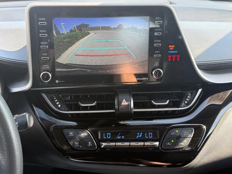 Used 2021 Toyota C-HR LE FWD image 18