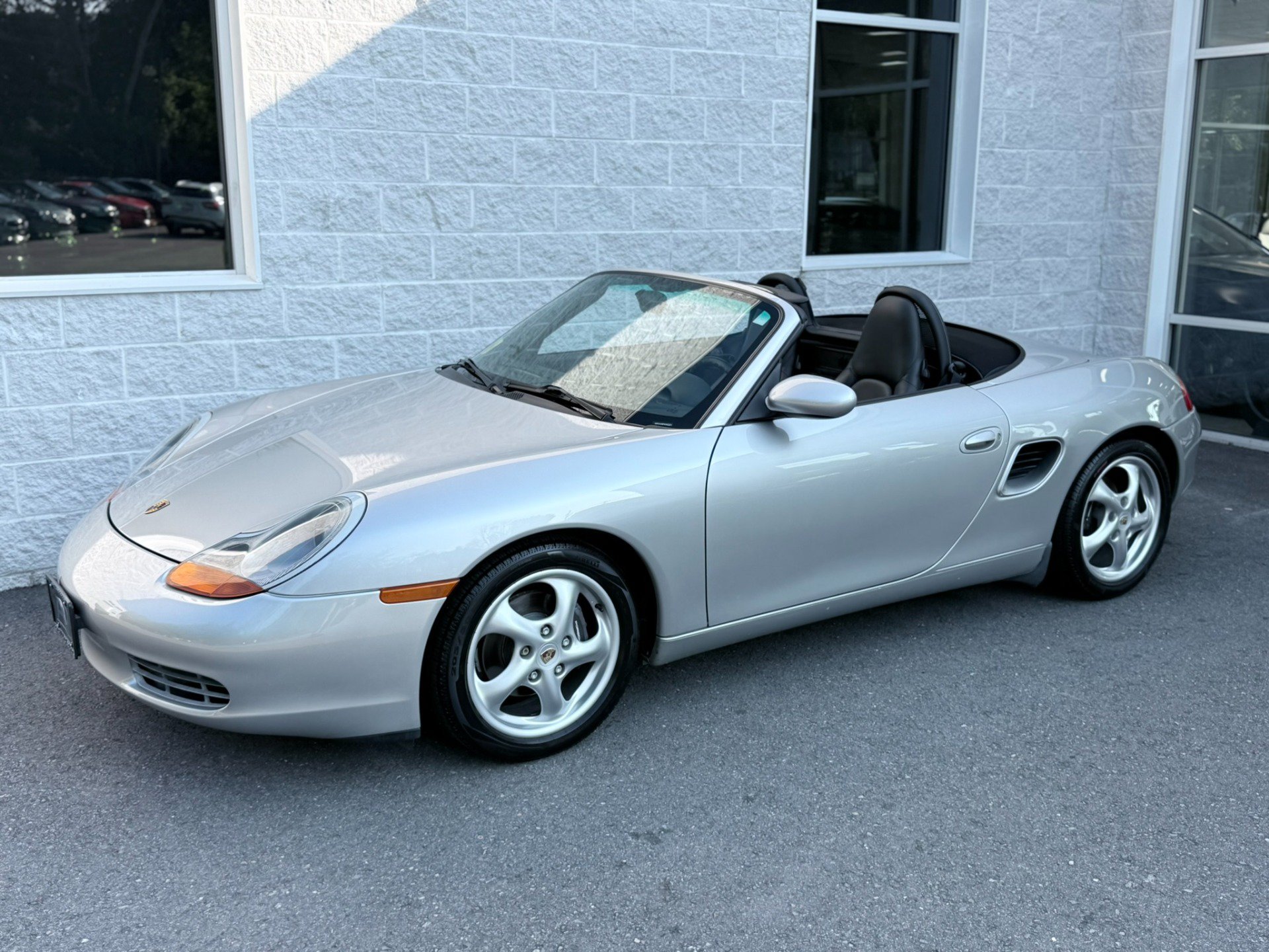 Used 2000 Porsche Boxster RWD image 9
