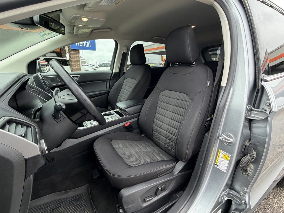 Used 2024 Ford Edge SEL w/ Cargo Accessory Package AWD/4WD image 10