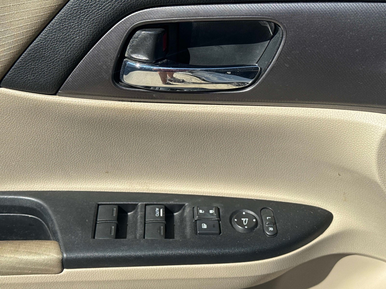Used 2015 Honda Accord LX image 17