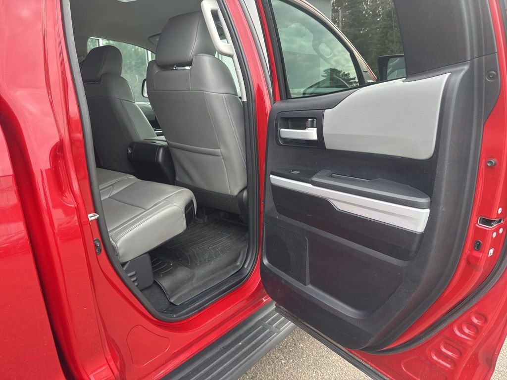 Used 2014 Toyota Tundra Limited w/ Limited Premium Package image 21