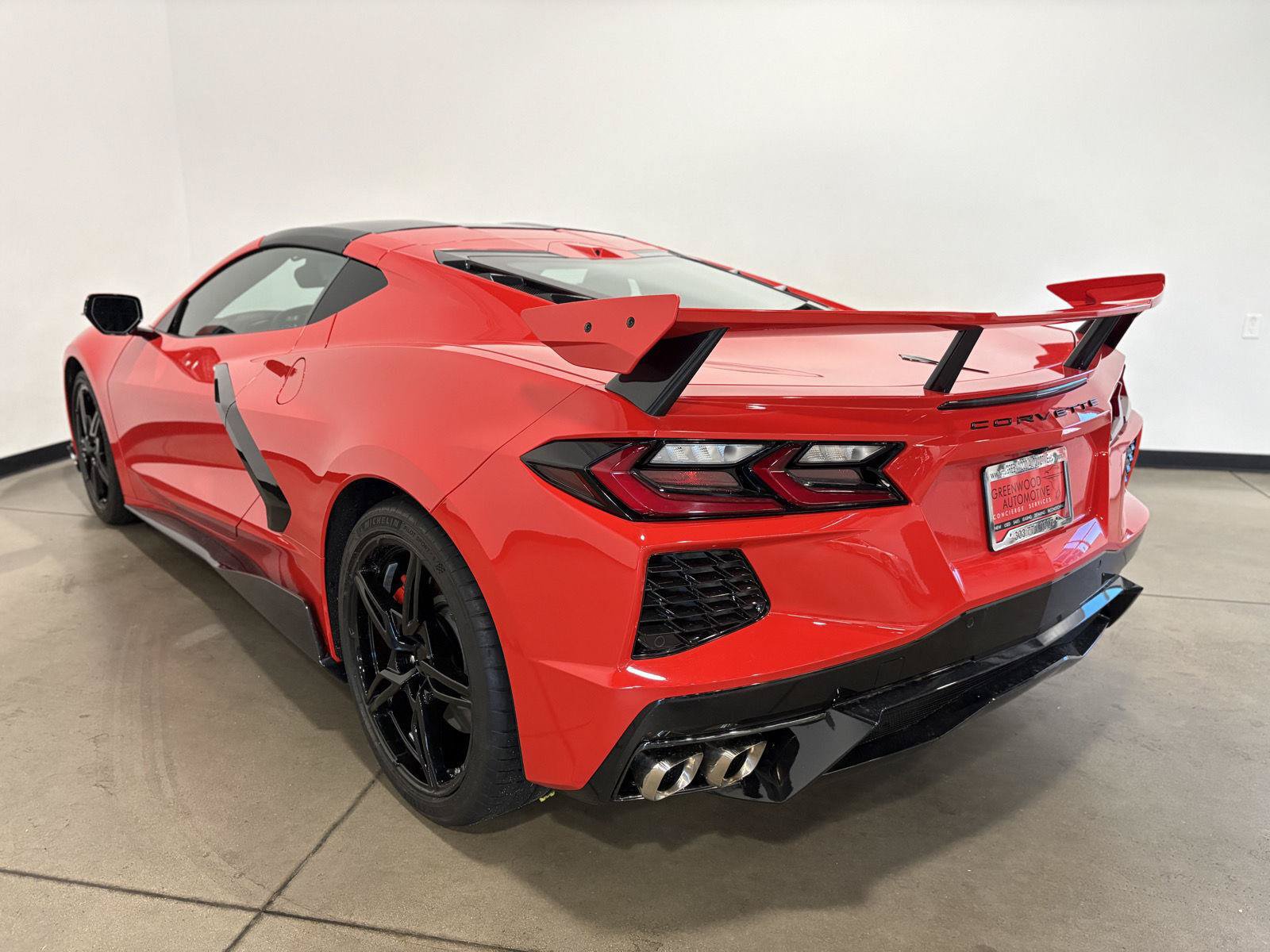 Used 2022 Chevrolet Corvette Stingray Preferred Cpe w/ Z51 Performance Package RWD image 6