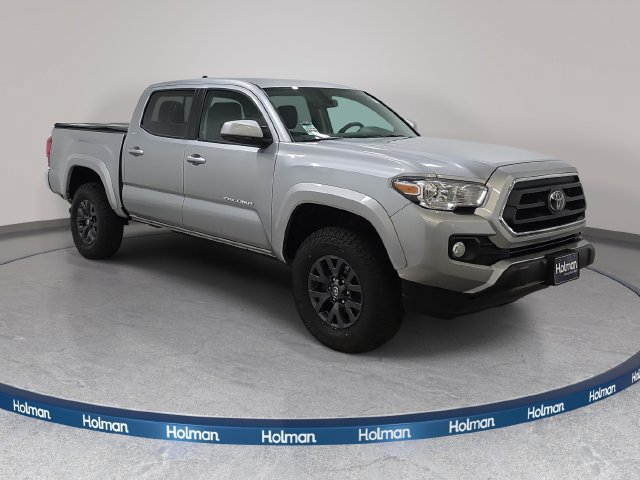 Certified 2023 Toyota Tacoma SR5 AWD/4WD image 3