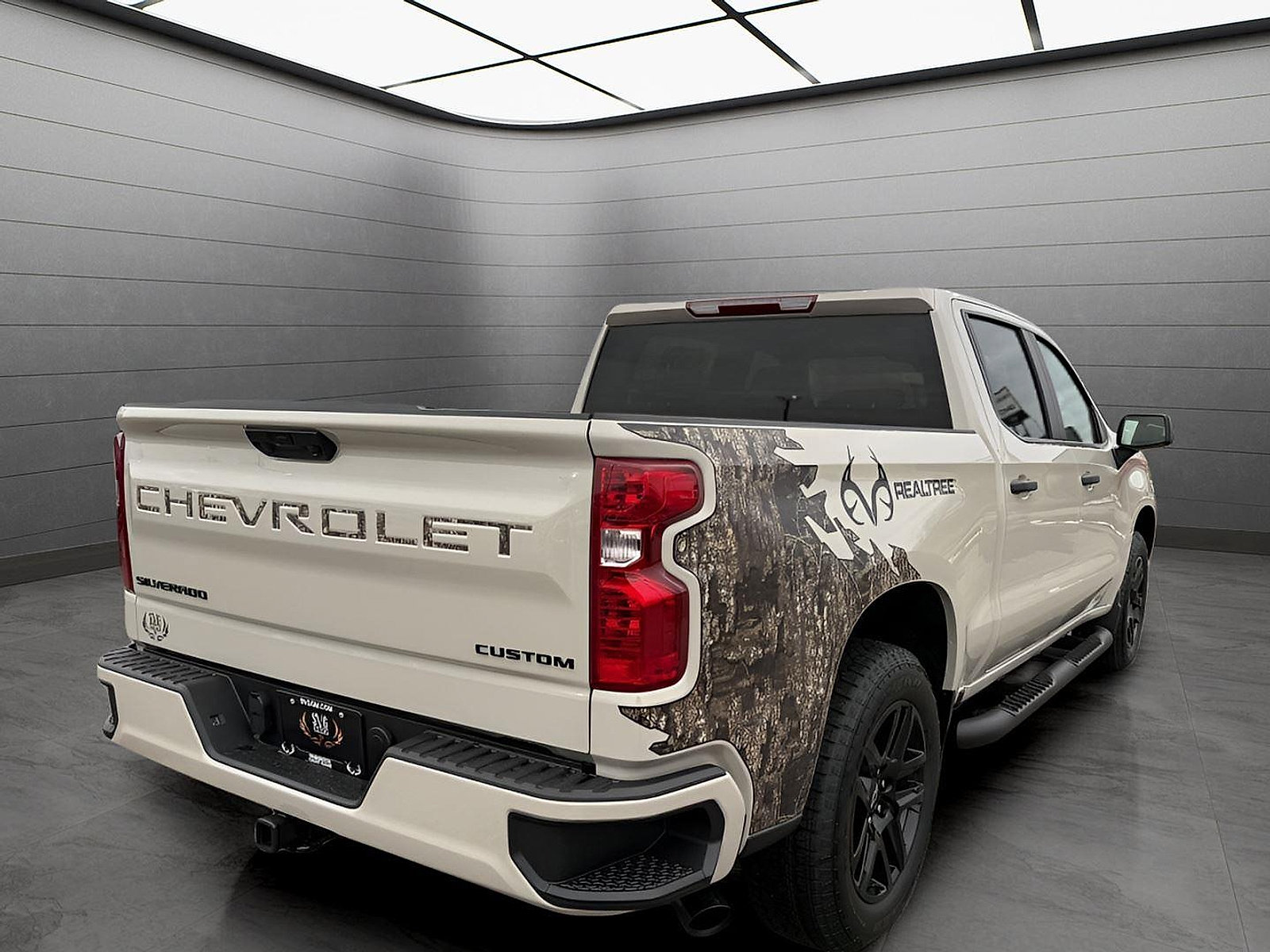 New 2026 Chevrolet Silverado 1500 Custom AWD/4WD image 5