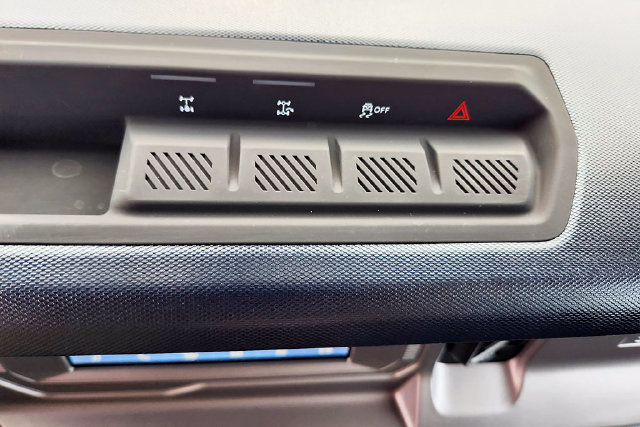 Used 2023 Ford Bronco Outer Banks AWD/4WD image 11