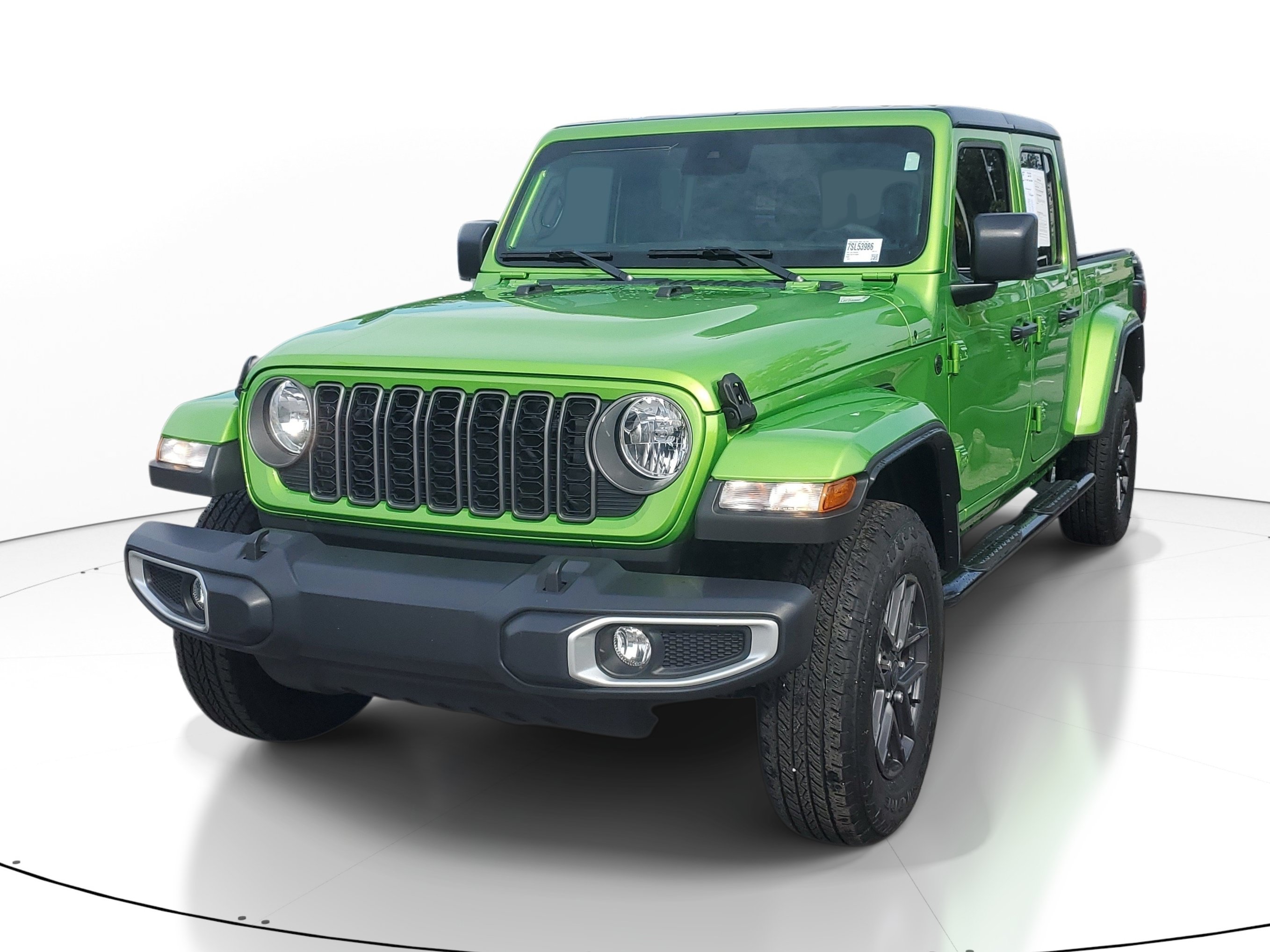 Used 2025 Jeep Gladiator Sport AWD/4WD image 4