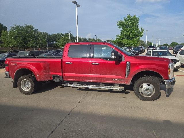 Used 2024 Ford F350 XLT w/ 360-Degree Camera Package AWD/4WD image 2