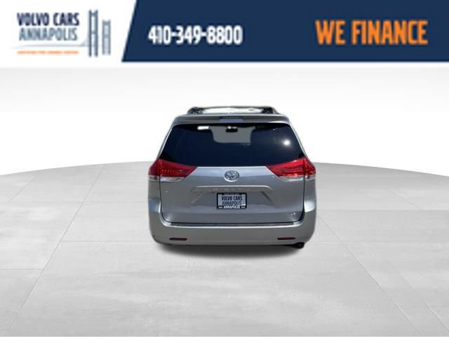Used 2011 Toyota Sienna LE w/ Towing Pkg FWD image 7