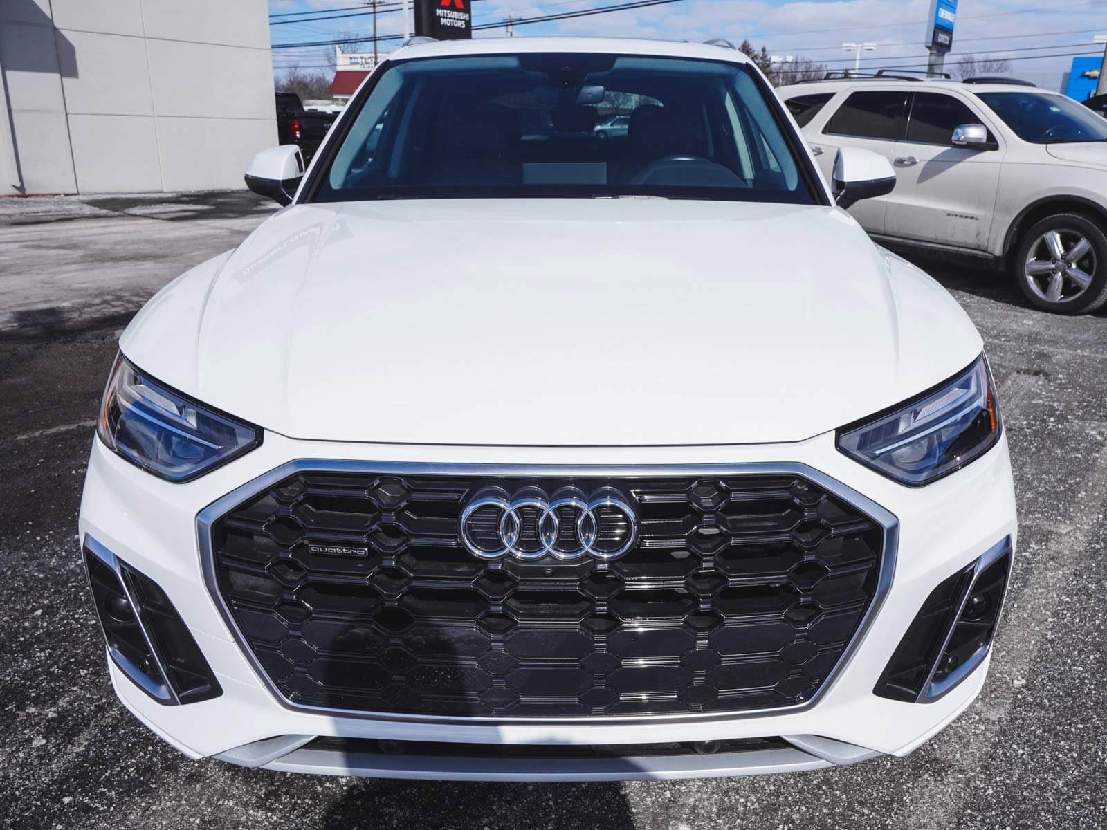 Used 2022 Audi Q5 2.0T Premium Plus image 2