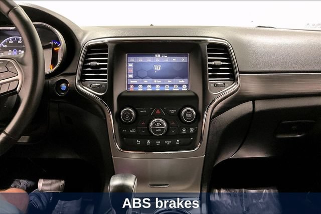 Used 2020 Jeep Grand Cherokee Laredo AWD/4WD image 20