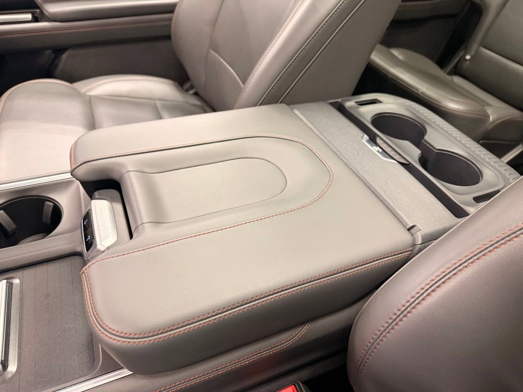 Used 2025 Ford Expedition Max Active image 40