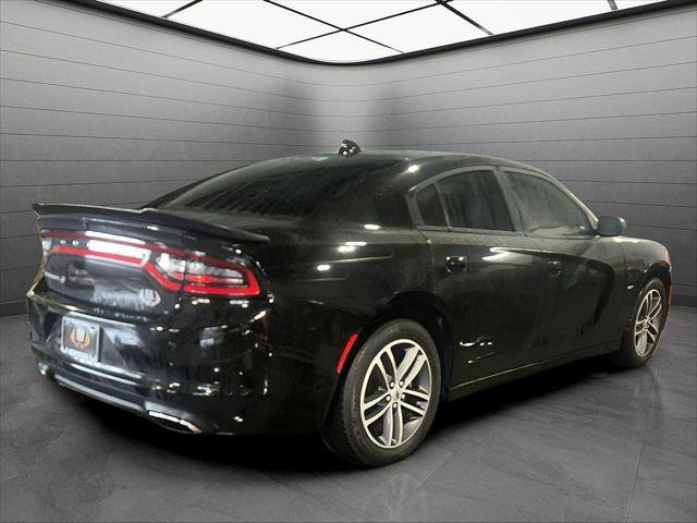 Used 2018 Dodge Charger GT image 5