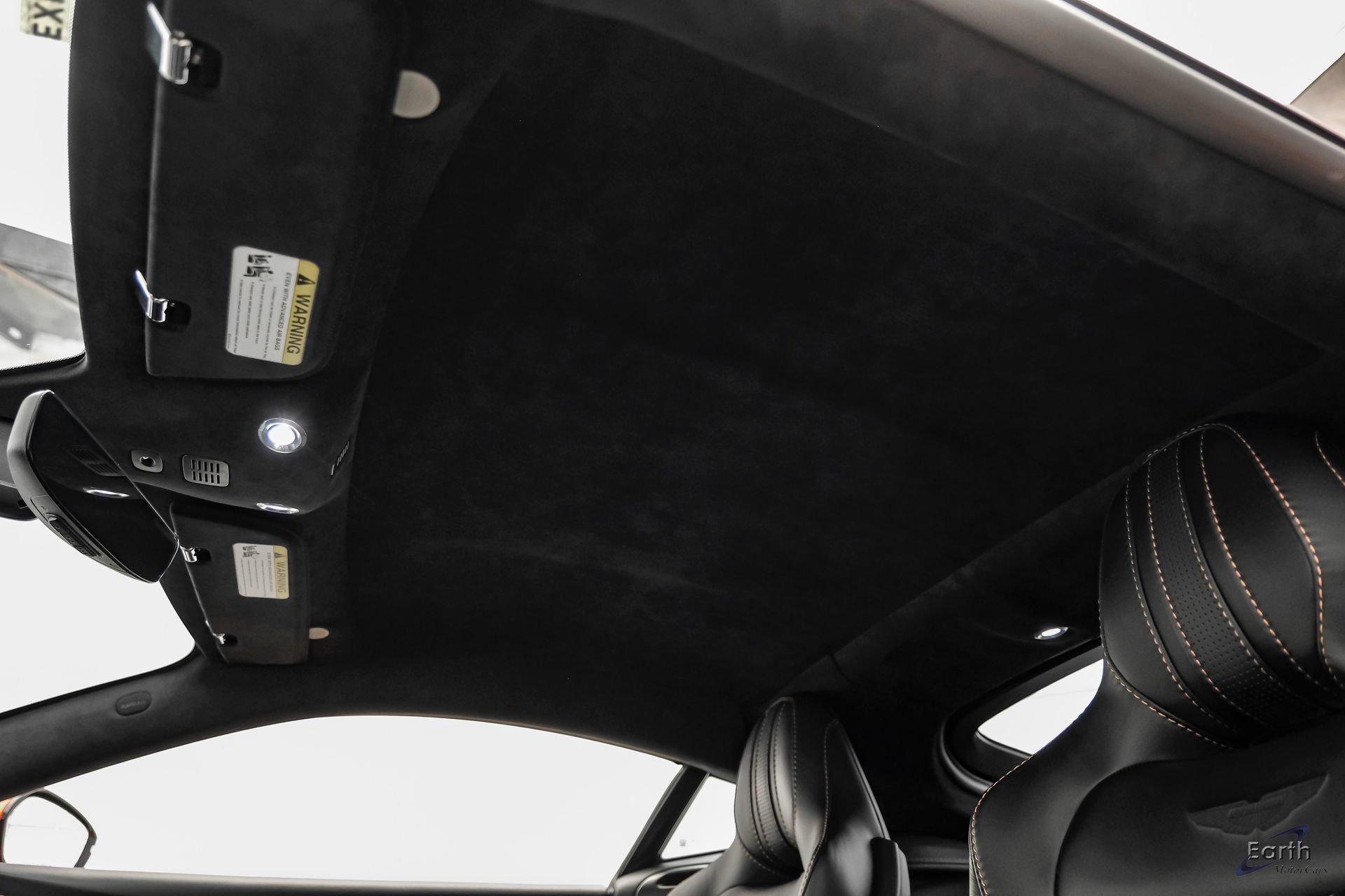 Used 2020 Aston Martin V8 Vantage Coupe RWD image 42