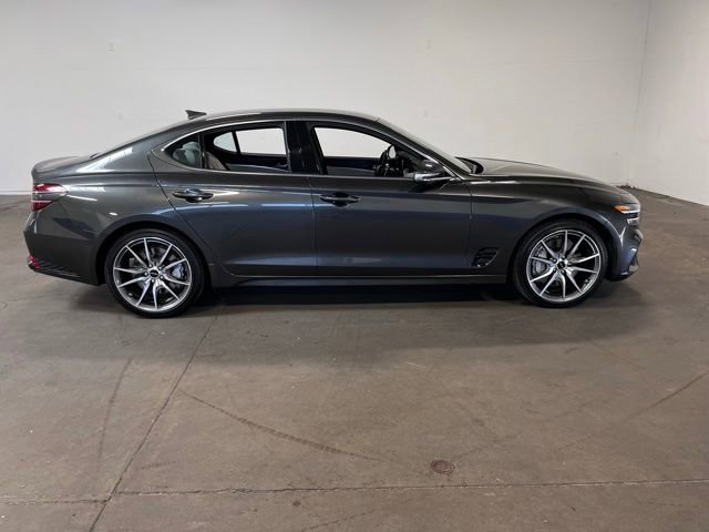 Used 2025 Genesis G70 2.5T RWD image 2