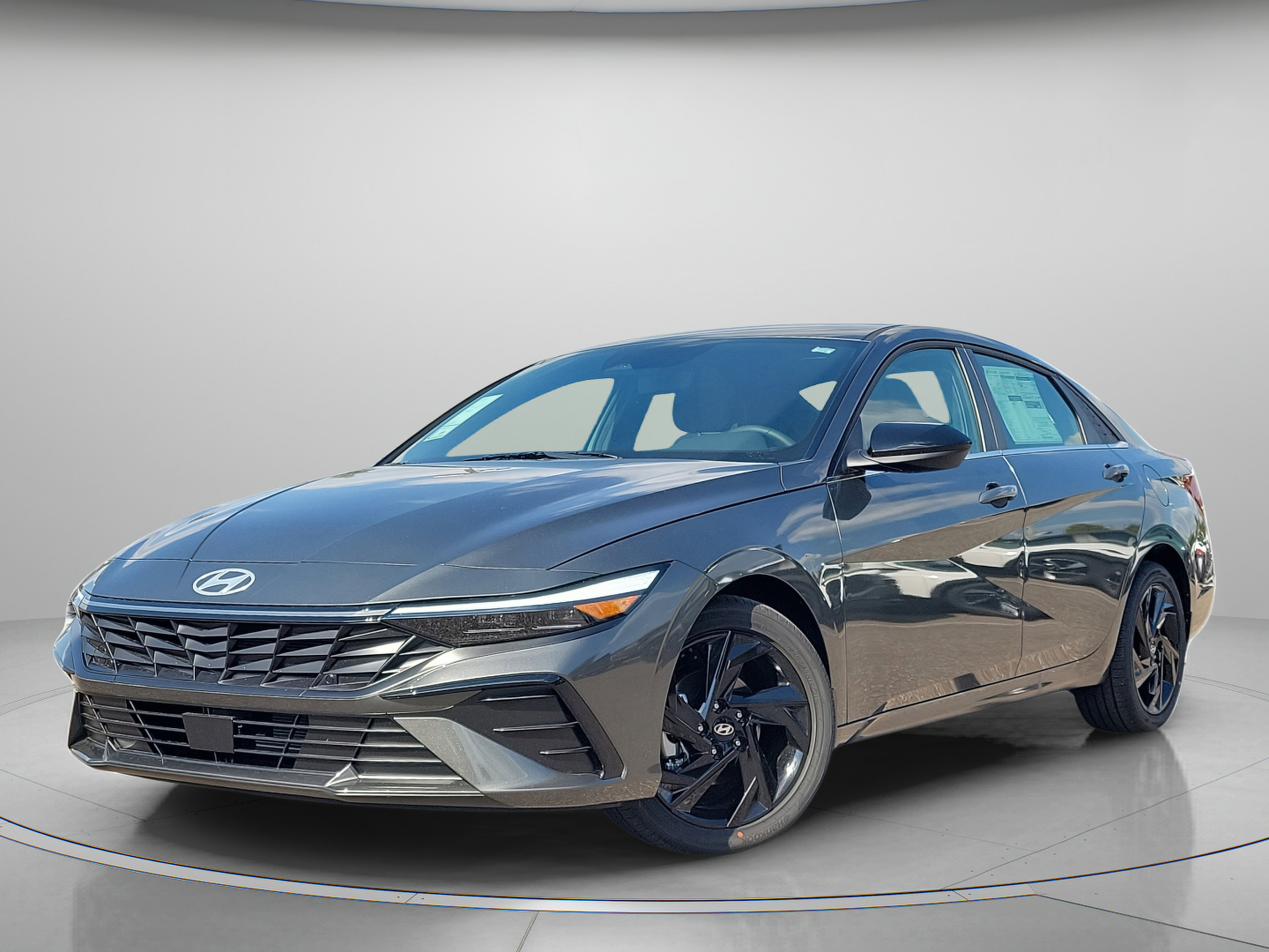 New 2026 Hyundai Elantra SEL Sport Premium FWD image 3