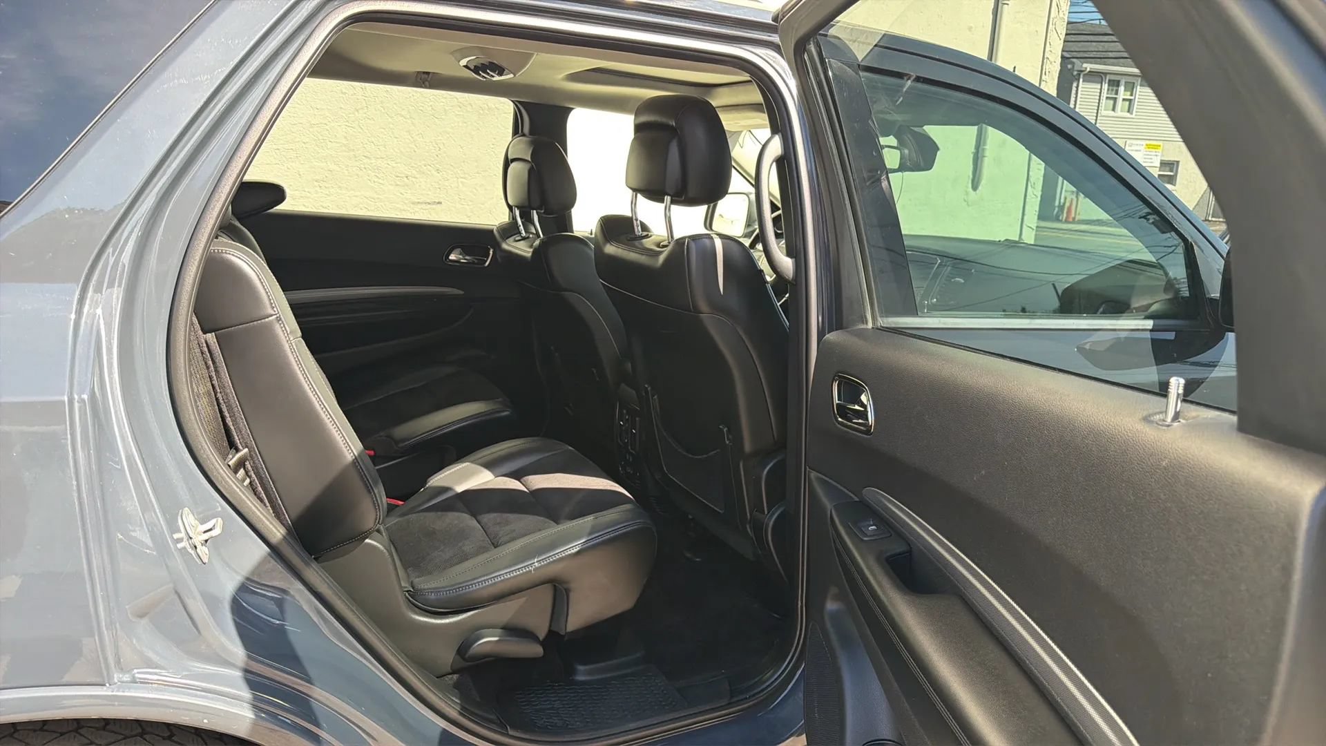 Used 2018 Dodge Durango GT w/ Premium Group AWD/4WD image 25