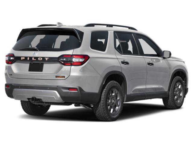 Used 2026 Honda Pilot TrailSport image 2