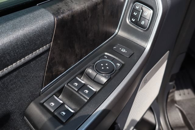 Used 2025 Ford F250 Lariat AWD/4WD image 15