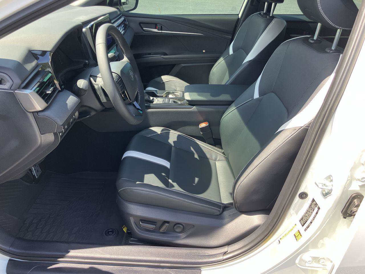Certified 2025 Toyota Camry SE FWD image 12