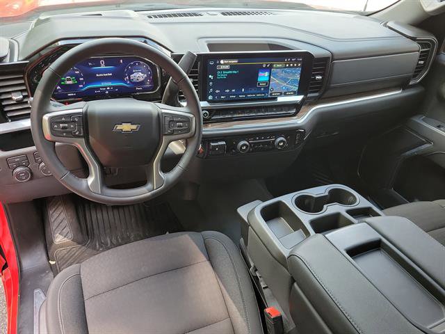 Used 2025 Chevrolet Silverado 1500 LT image 10