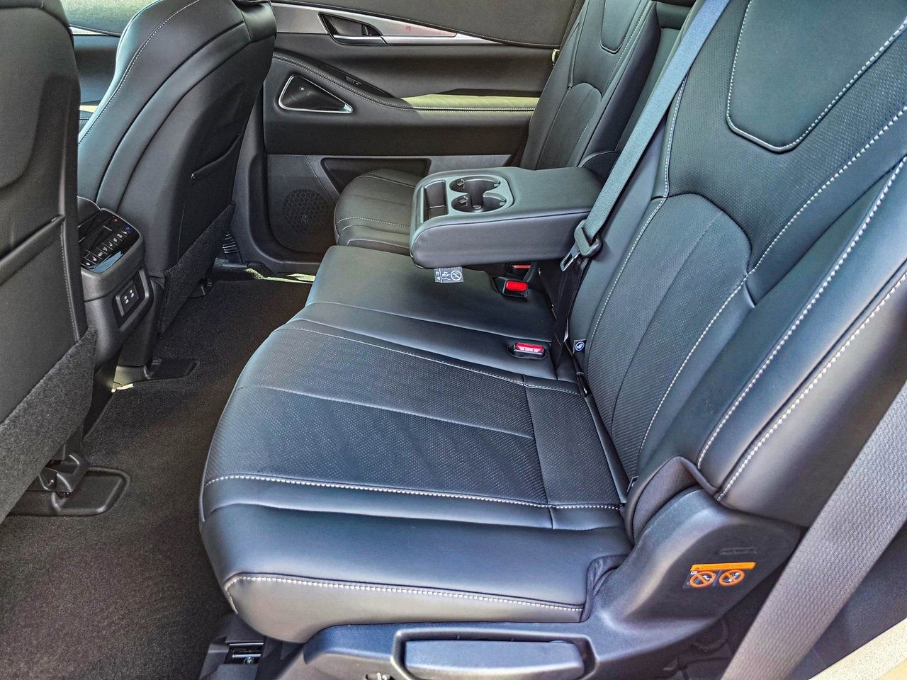 New 2026 INFINITI QX60 Luxe image 29