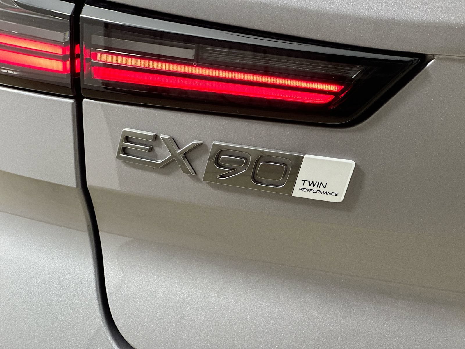 New 2026 Volvo EX90 Ultra AWD/4WD image 39