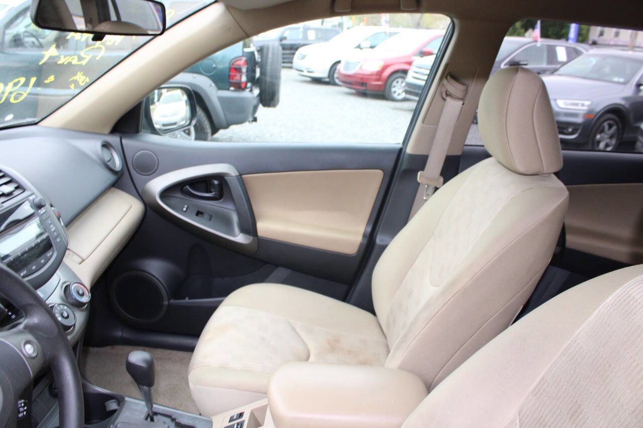 Used 2011 Toyota RAV4 4WD w/ Base L4 Extra Value Pkg image 14