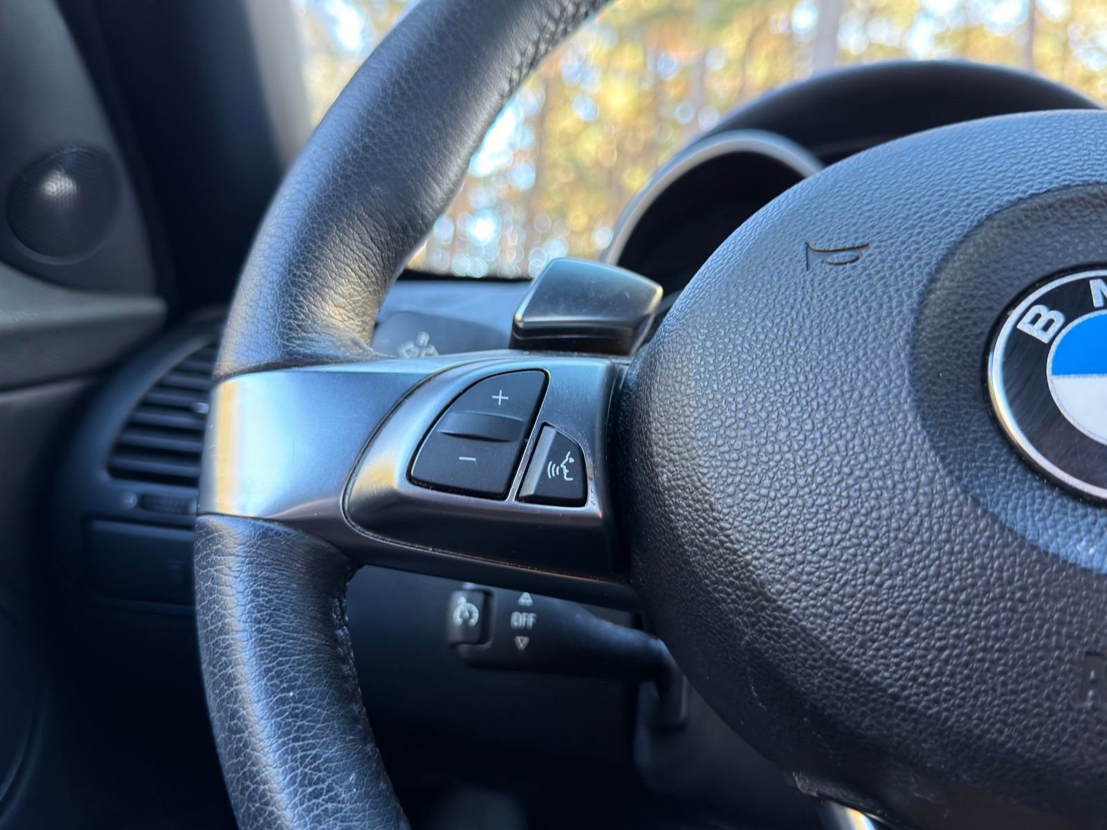 Used 2006 BMW Z4 3.0i image 15