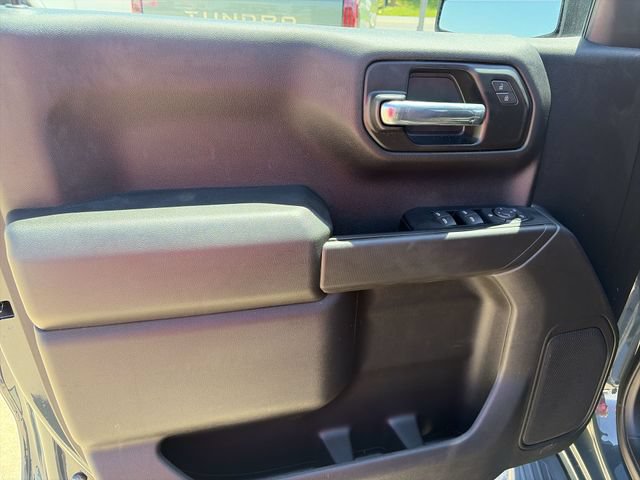 Used 2025 Chevrolet Silverado 1500 Custom Trail Boss AWD/4WD image 13
