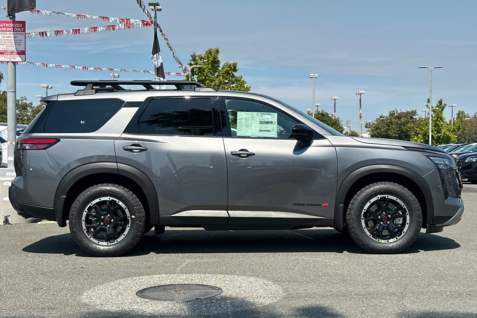 New 2026 Nissan Pathfinder Rock Creek AWD/4WD image 3