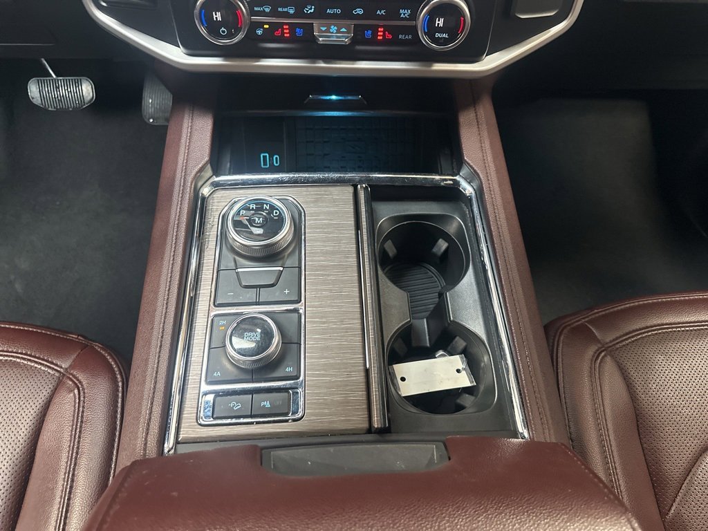 Used 2024 Ford Expedition Limited image 23