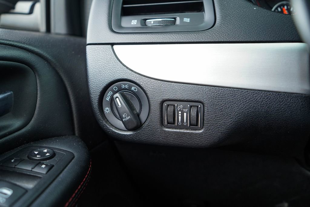 Used 2019 Dodge Grand Caravan GT FWD image 31
