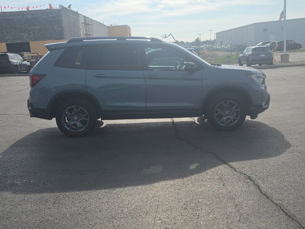 Used 2024 Honda Passport TrailSport image 10