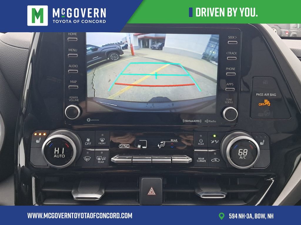 Used 2022 Toyota Highlander Bronze Edition image 19