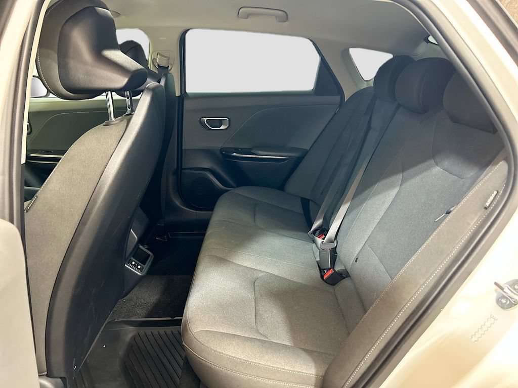 Used 2025 Kia K4 FWD image 20