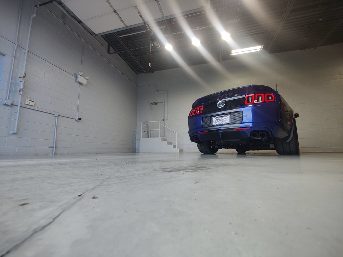 Used 2013 Ford Mustang Shelby GT500 RWD image 44