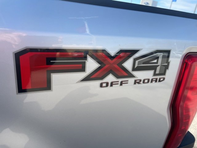 Used 2017 Ford F250 Lariat w/ Lariat Value Package image 11