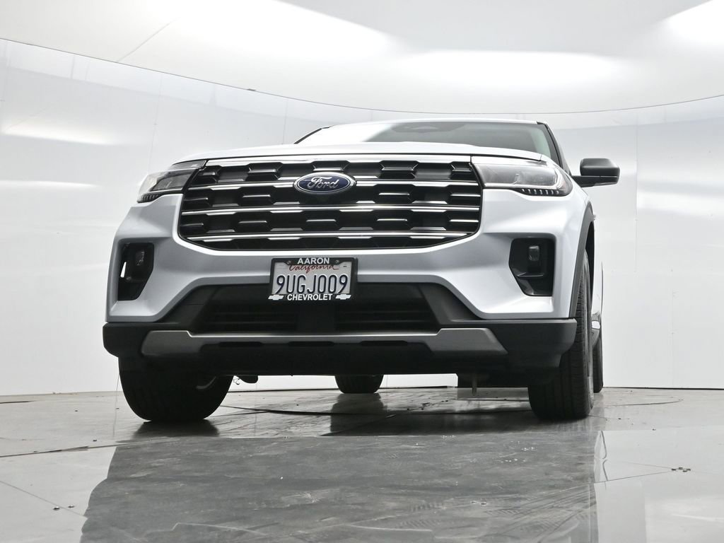 Used 2025 Ford Explorer Active w/ Active Comfort Package image 63