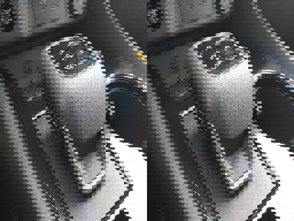 Certified 2024 Nissan Rogue SL image 14