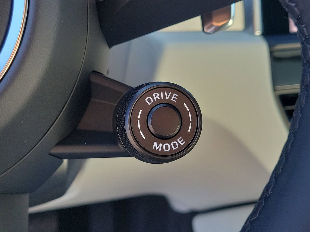 New 2026 Porsche Macan S image 42