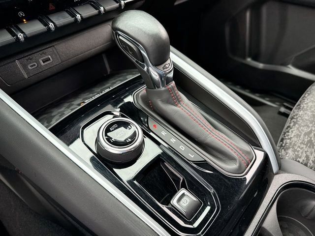 Used 2024 Chevrolet Colorado Z71 w/ Z71 Convenience Package 2 image 20