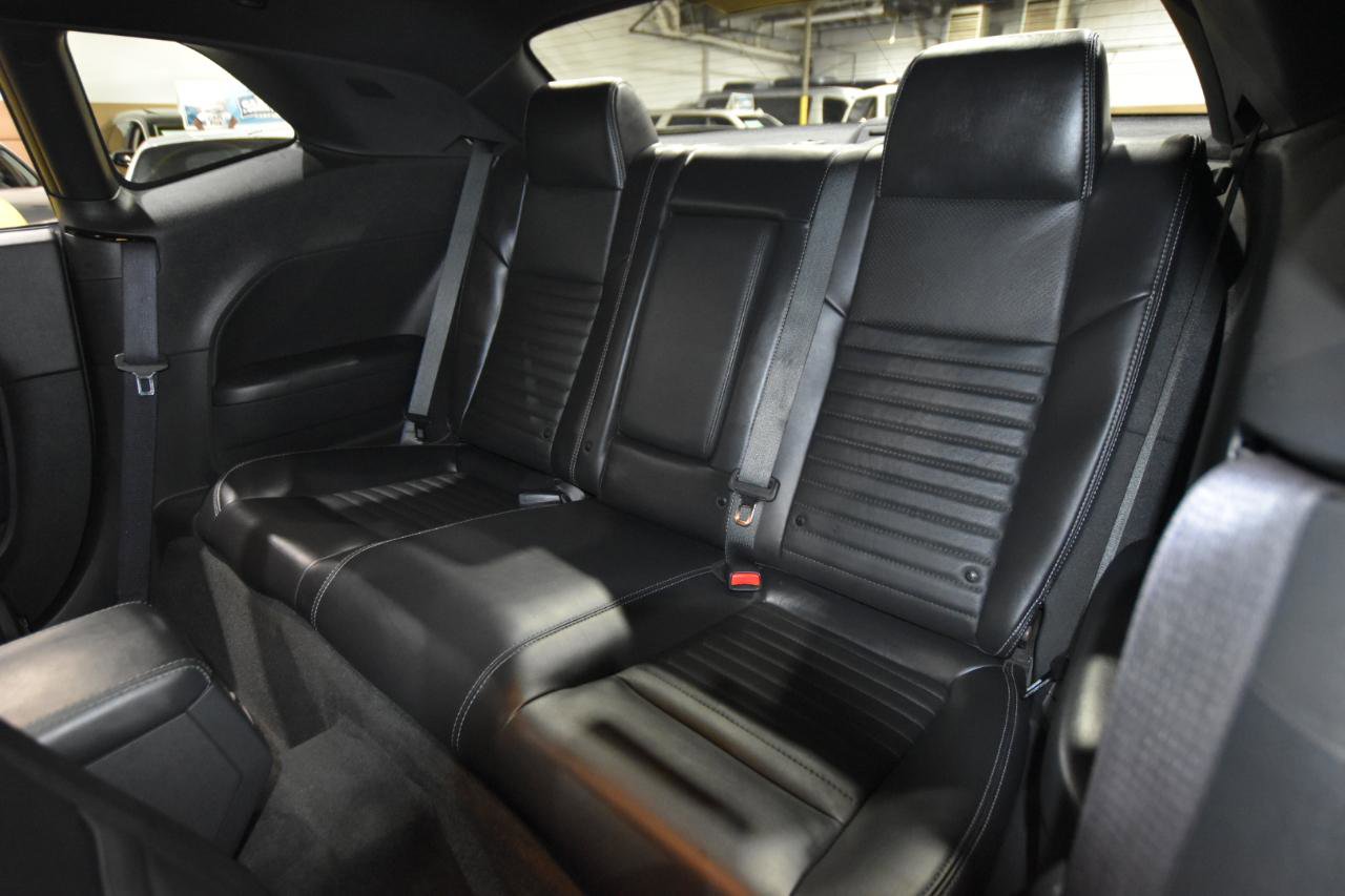Used 2012 Dodge Challenger R/T image 38