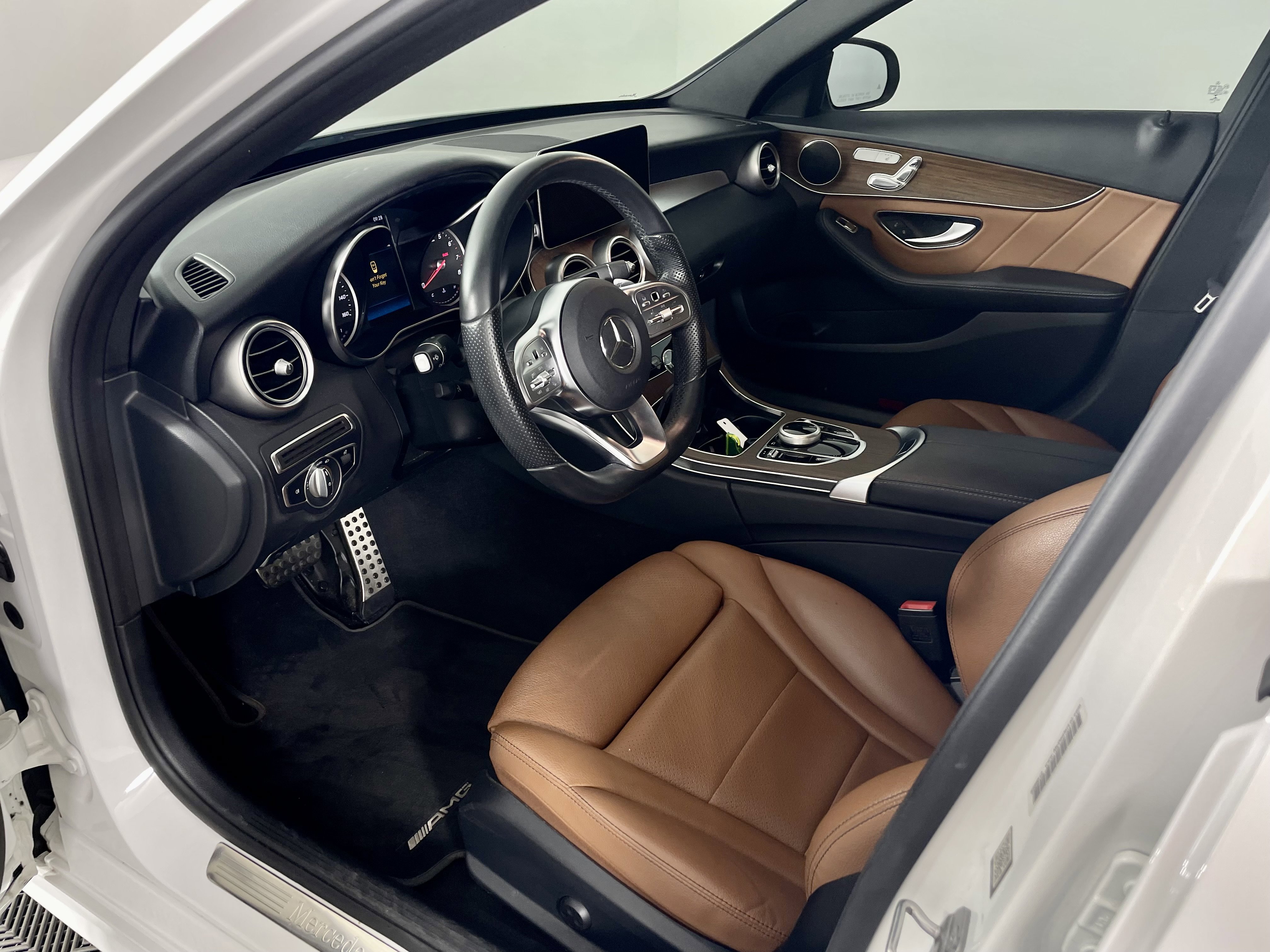 Used 2020 Mercedes-Benz C 300 Sedan image 11