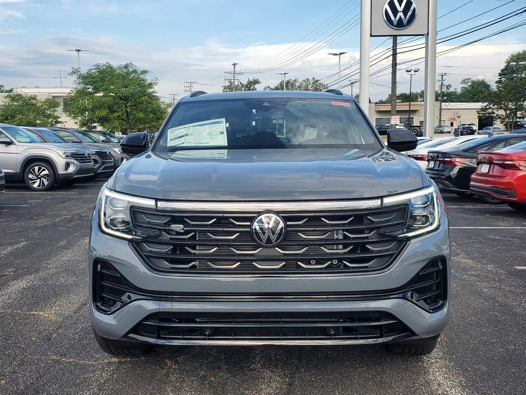 New 2026 Volkswagen Atlas Cross Sport SEL R-Line AWD/4WD image 5