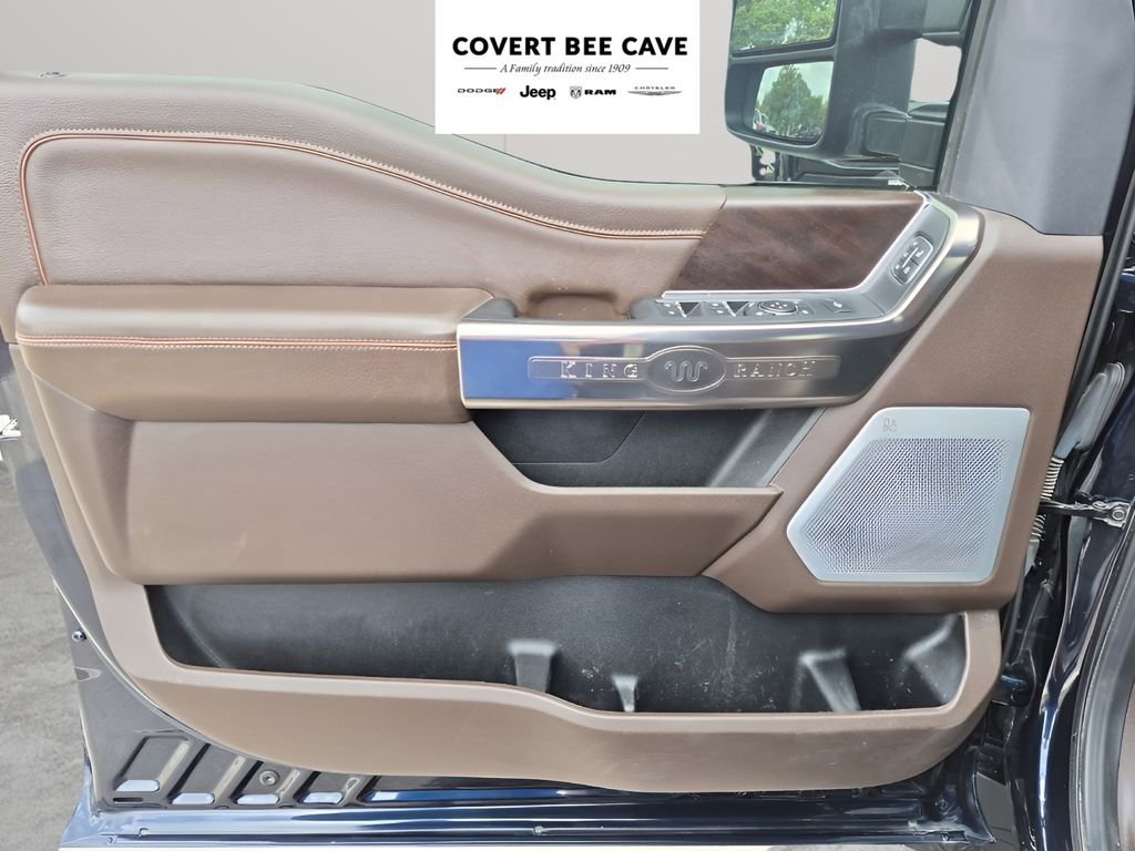 Used 2023 Ford F350 King Ranch w/ Chrome Package image 27