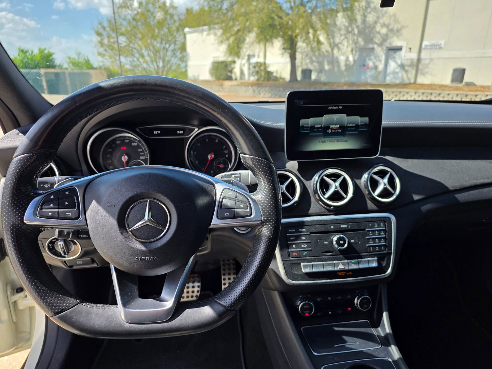 Used 2018 Mercedes-Benz GLA 250 image 26