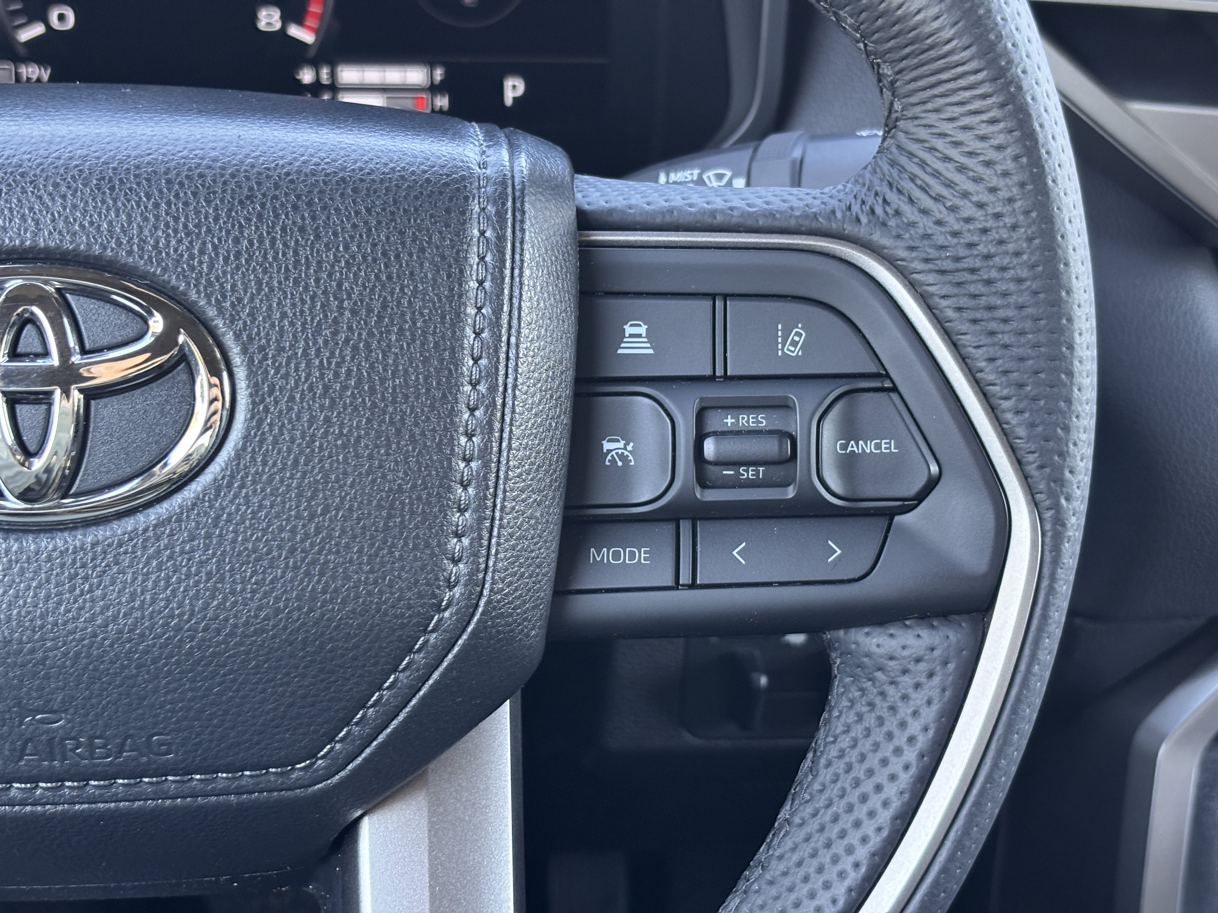Used 2025 Toyota Tundra Limited w/ Power Package AWD/4WD image 24