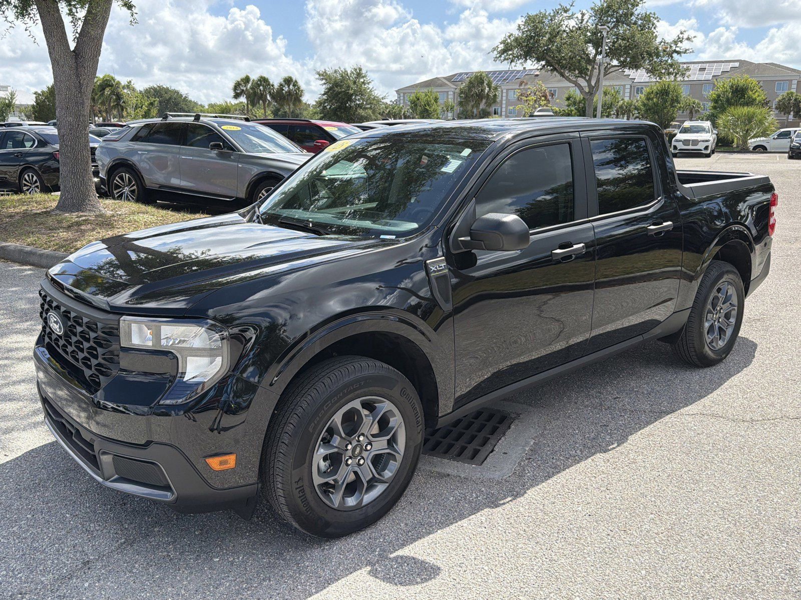 Used 2025 Ford Maverick XLT FWD image 11