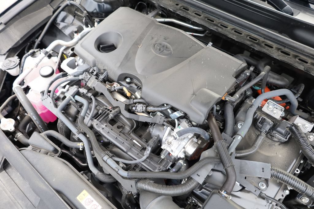 Used 2025 Toyota Camry XLE AWD/4WD image 27